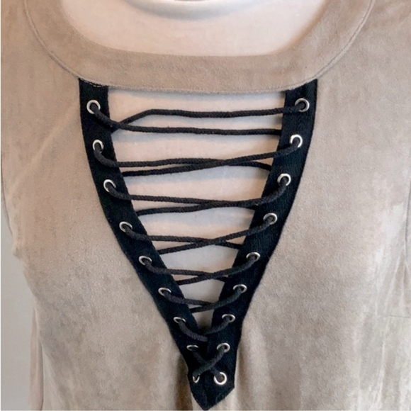 Festival Faux Tan Suede Black Lace Up Size Medium All Seasons - Picture 2 of 7